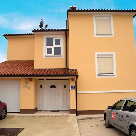 Apartman 4 Ližnjan